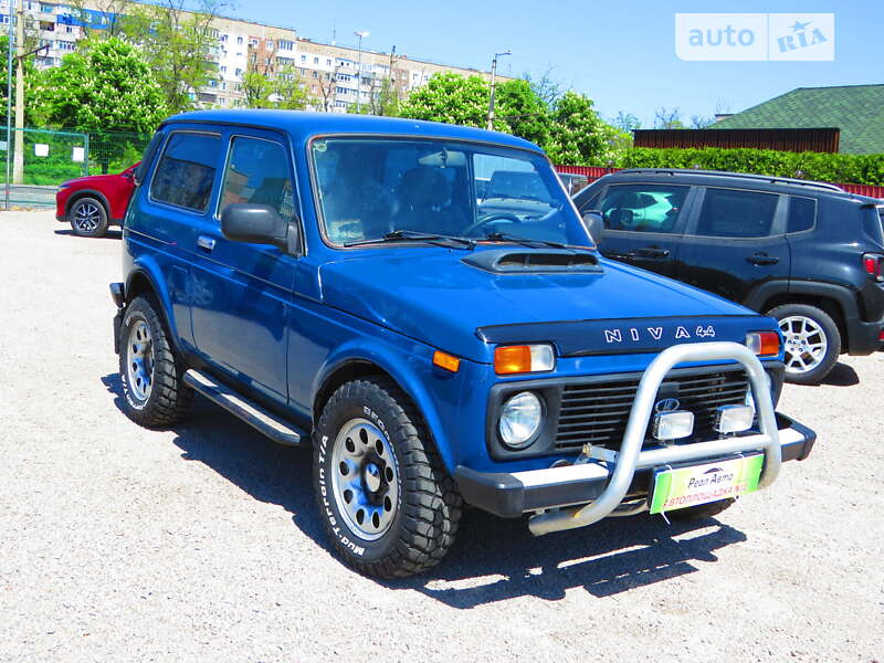 Внедорожник / Кроссовер ВАЗ / Lada 21214 / 4x4 2010 в Кропивницком