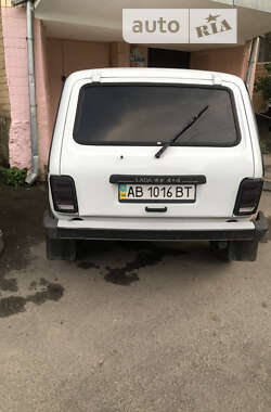 Позашляховик / Кросовер ВАЗ / Lada 21214 / 4x4 2012 в Вінниці