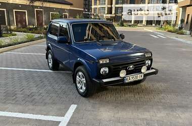 Внедорожник / Кроссовер ВАЗ / Lada 21214 / 4x4 2007 в Киеве