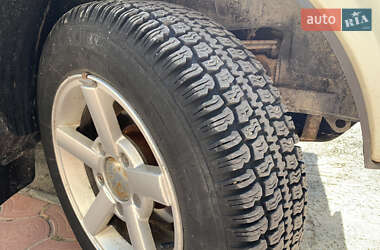Внедорожник / Кроссовер ВАЗ 21214 / 4x4 2005 в 