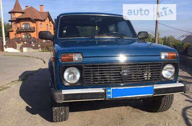 Внедорожник / Кроссовер ВАЗ / Lada 21214 / 4x4 2010 в Черкассах