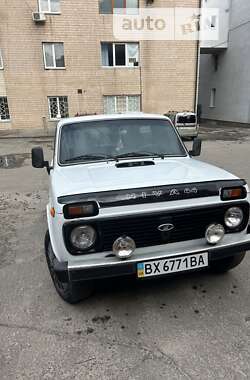 Внедорожник / Кроссовер ВАЗ / Lada 21214 / 4x4 2009 в Хмельницком