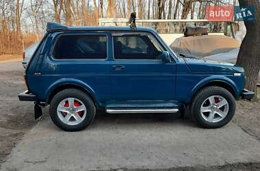 Внедорожник / Кроссовер ВАЗ 21214 / 4x4 2011 в 