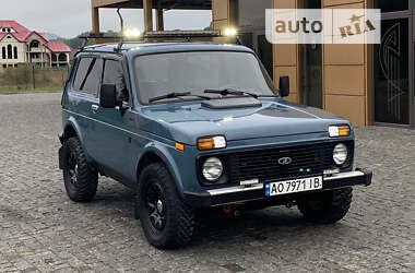 Позашляховик / Кросовер ВАЗ / Lada 21214 / 4x4 2006 в Тячеві