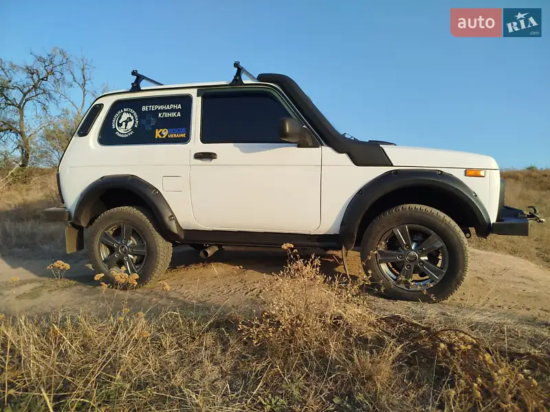 ВАЗ / Lada 21214 / 4x4 2012 VIN XTA212140C2090994 фото оголошення 4 з 29