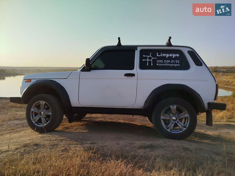 Внедорожник / Кроссовер ВАЗ / Lada 21214 / 4x4 2012 в Краматорске