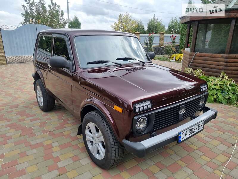 Позашляховик / Кросовер ВАЗ / Lada 21214 / 4x4 2013 в Черкасах