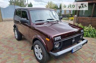 Позашляховик / Кросовер ВАЗ / Lada 21214 / 4x4 2013 в Черкасах