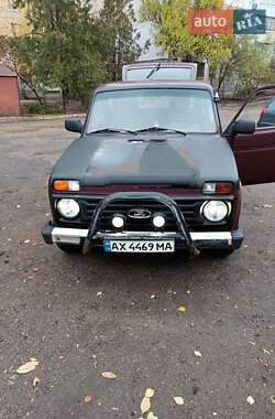 Позашляховик / Кросовер ВАЗ / Lada 21214 / 4x4 2011 в Харкові