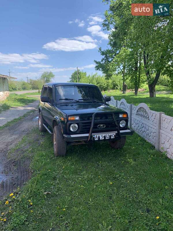 Внедорожник / Кроссовер ВАЗ / Lada 21214 / 4x4 2013 в Ахтырке