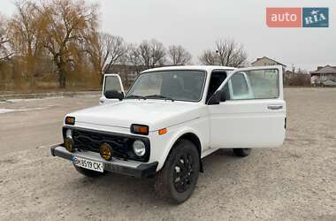 Внедорожник / Кроссовер ВАЗ / Lada 21214 / 4x4 2008 в Сумах