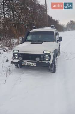 Позашляховик / Кросовер ВАЗ / Lada 21214 / 4x4 2012 в Козові