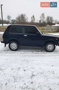 Позашляховик / Кросовер ВАЗ / Lada 21214 / 4x4 2012 в Баришівка