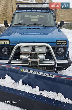 Внедорожник / Кроссовер ВАЗ 21214 / 4x4 2011 в 