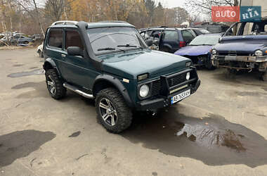 Позашляховик / Кросовер ВАЗ / Lada 21214 / 4x4 2005 в Немирові