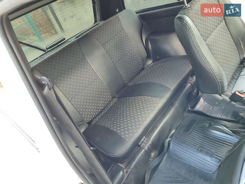 Внедорожник / Кроссовер ВАЗ / Lada 21214 / 4x4 2011 в Барвенкове