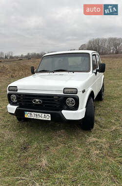 Позашляховик / Кросовер ВАЗ / Lada 21214 / 4x4 2009 в Новій Басані