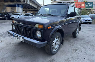 Позашляховик / Кросовер ВАЗ / Lada 21214 / 4x4 2015 в Дніпрі