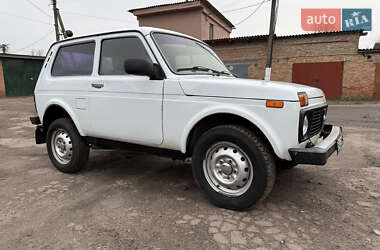 Позашляховик / Кросовер ВАЗ / Lada 21214 / 4x4 2013 в Ніжині