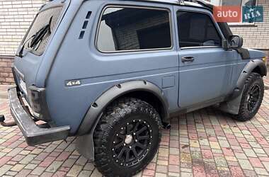 Внедорожник / Кроссовер ВАЗ 21214 / 4x4 2010 в 