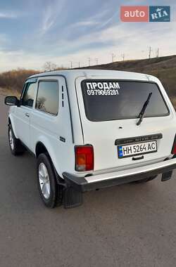 Внедорожник / Кроссовер ВАЗ / Lada 21214 / 4x4 2011 в Березовке