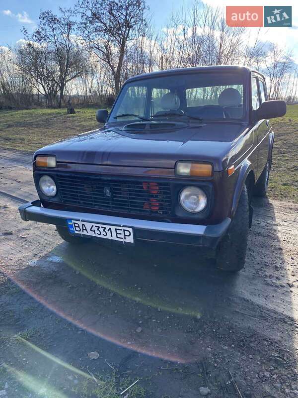 Внедорожник / Кроссовер ВАЗ / Lada 21214 / 4x4 2013 в Малой Виске