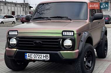 Позашляховик / Кросовер ВАЗ / Lada 21214 / 4x4 2014 в Дніпрі