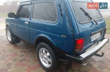 Внедорожник / Кроссовер ВАЗ 21214 / 4x4 2011 в 