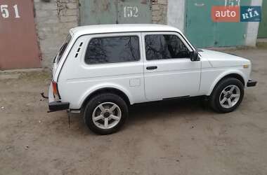 Позашляховик / Кросовер ВАЗ 21214 / 4x4 2017 в 