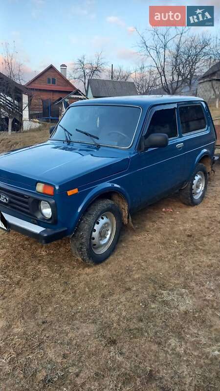 Внедорожник / Кроссовер ВАЗ / Lada 21214 / 4x4 2013 в Хусте