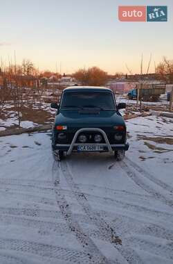 Позашляховик / Кросовер ВАЗ / Lada 21214 / 4x4 2010 в Каневі