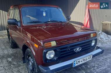 Позашляховик / Кросовер ВАЗ / Lada 21214 / 4x4 2010 в Житомирі