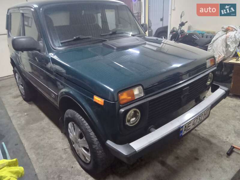 Позашляховик / Кросовер ВАЗ / Lada 21214 / 4x4 2010 в Дніпрі