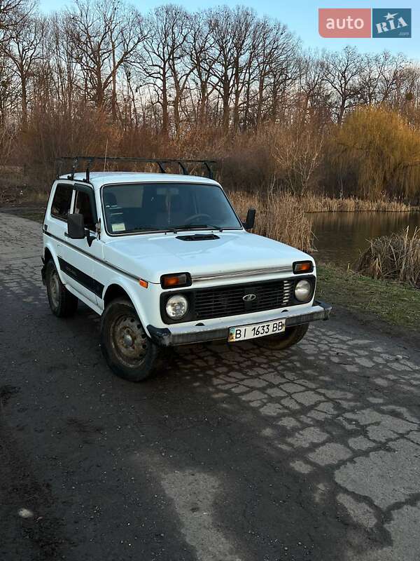 Позашляховик / Кросовер ВАЗ 21214 / 4x4 2008 в 