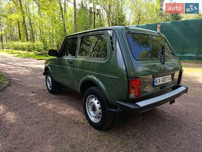Внедорожник / Кроссовер ВАЗ / Lada 21214 / 4x4 2016 в Хмельнике