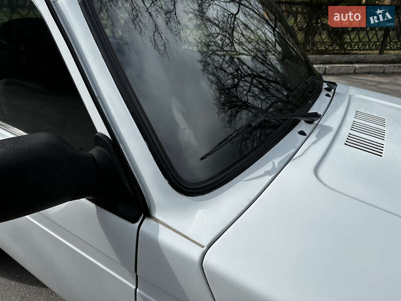 Внедорожник / Кроссовер ВАЗ / Lada 21214 / 4x4 2014 в Хмельнике