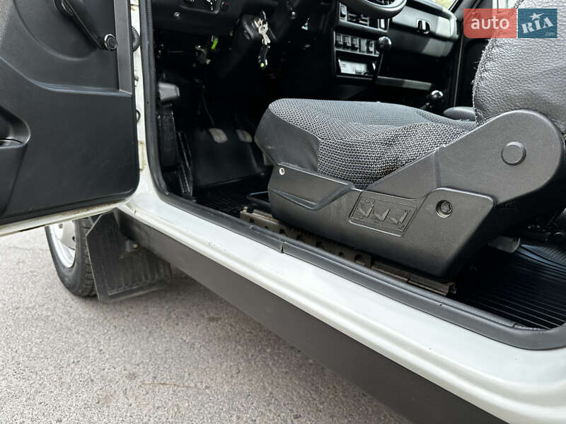 Внедорожник / Кроссовер ВАЗ / Lada 21214 / 4x4 2014 в Хмельнике