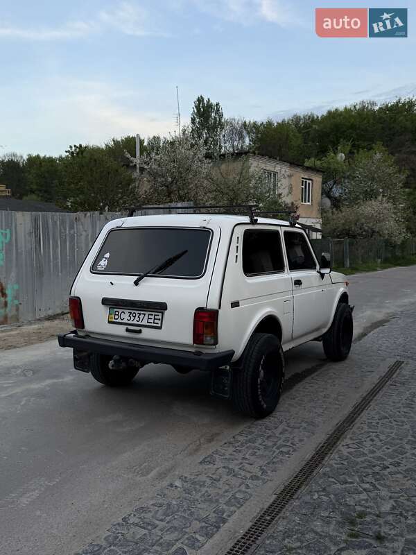 Позашляховик / Кросовер ВАЗ / Lada 21214 / 4x4 2008 в Львові