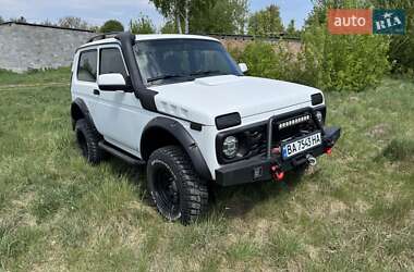 Позашляховик / Кросовер ВАЗ 21214 / 4x4 2008 в 