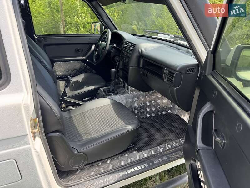 Позашляховик / Кросовер ВАЗ / Lada 21214 / 4x4 2008 в Умані