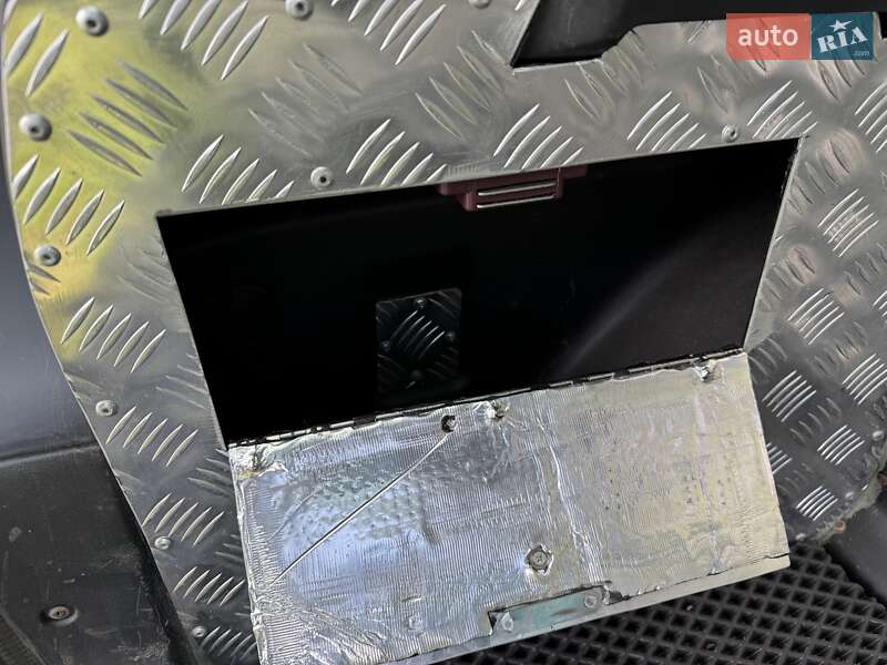 Позашляховик / Кросовер ВАЗ / Lada 21214 / 4x4 2008 в Умані