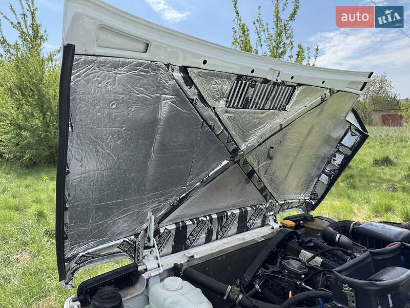 Позашляховик / Кросовер ВАЗ / Lada 21214 / 4x4 2008 в Умані