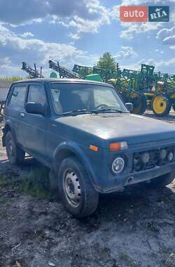Позашляховик / Кросовер ВАЗ 21214 / 4x4 2012 в Сумах