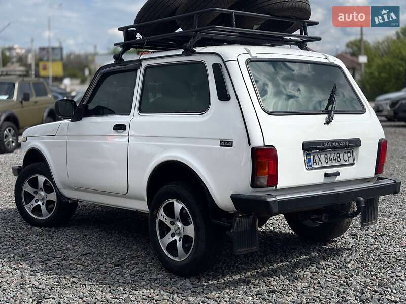 Внедорожник / Кроссовер ВАЗ / Lada 21214 / 4x4 2011 в Харькове