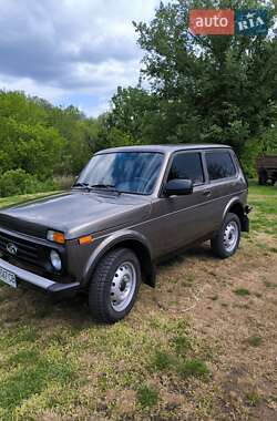 Внедорожник / Кроссовер ВАЗ 21214 / 4x4 2019 в 