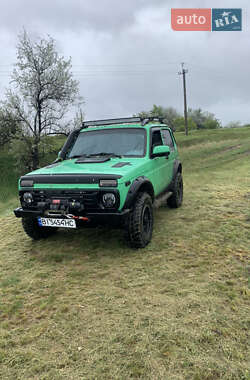Позашляховик / Кросовер ВАЗ 21214 / 4x4 2012 в 