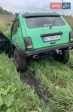 Позашляховик / Кросовер ВАЗ 21214 / 4x4 2012 в 