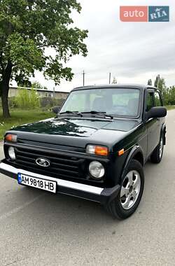 Позашляховик / Кросовер ВАЗ 21214 / 4x4 2018 в Радомишлі