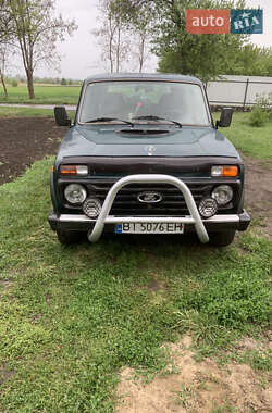 Позашляховик / Кросовер ВАЗ 21214 / 4x4 2007 в Полтаві