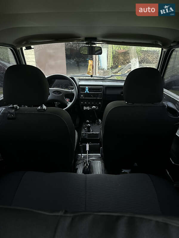 Внедорожник / Кроссовер ВАЗ / Lada 21214 / 4x4 2012 в Золочеве